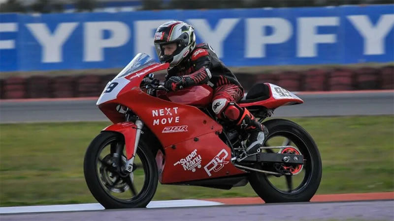 Joven piloto argentino de motociclismo sufrió un grave accidente durante una carrera en Brasil