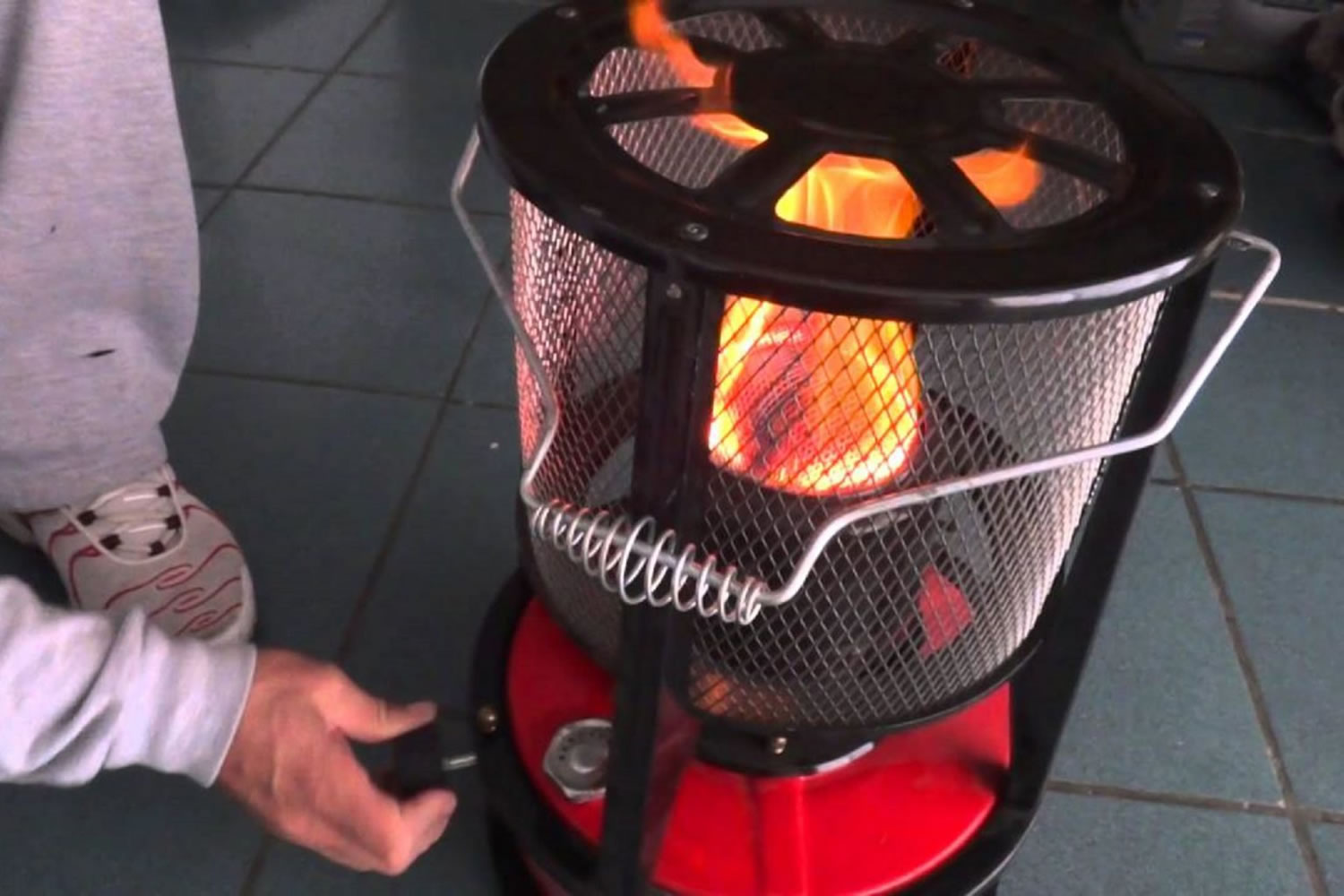 Por qué el monóxido de carbono es el ‘asesino invisible’ en la época de frío y cuáles son las claves para prevenir intoxicaciones