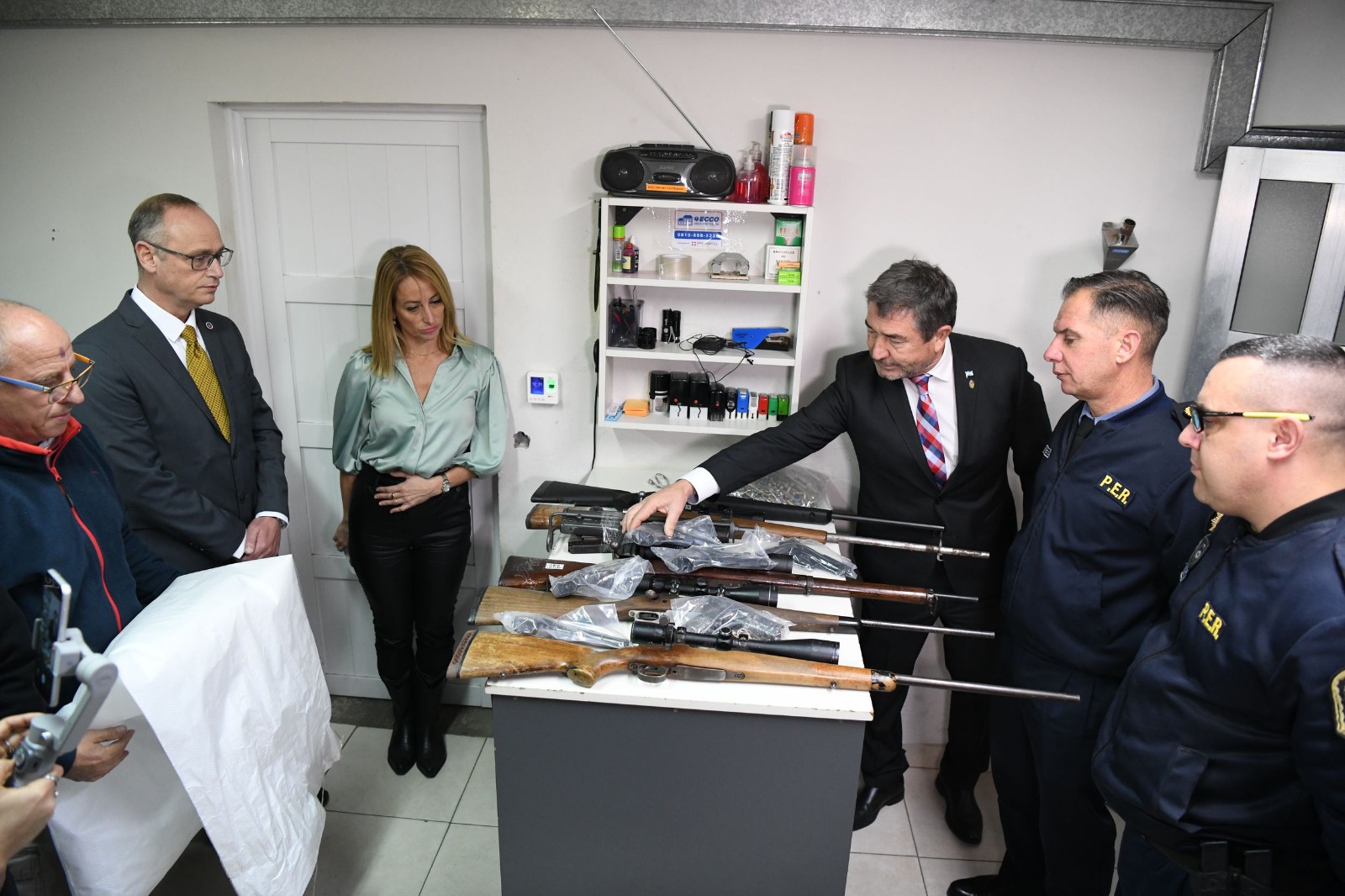 El Poder Judicial entregó armas a la Policía de Entre Ríos