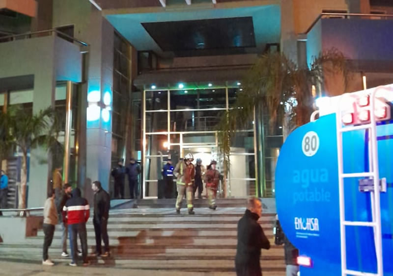 La policía brindó detalles de lo que podría haber provocado el incendio de un edificio en la zona céntrica