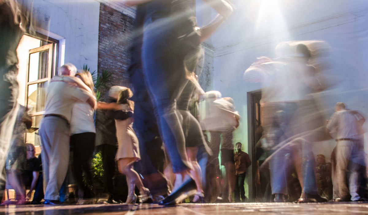 Continua el Seminario de Tango Social en la Fundación Magma