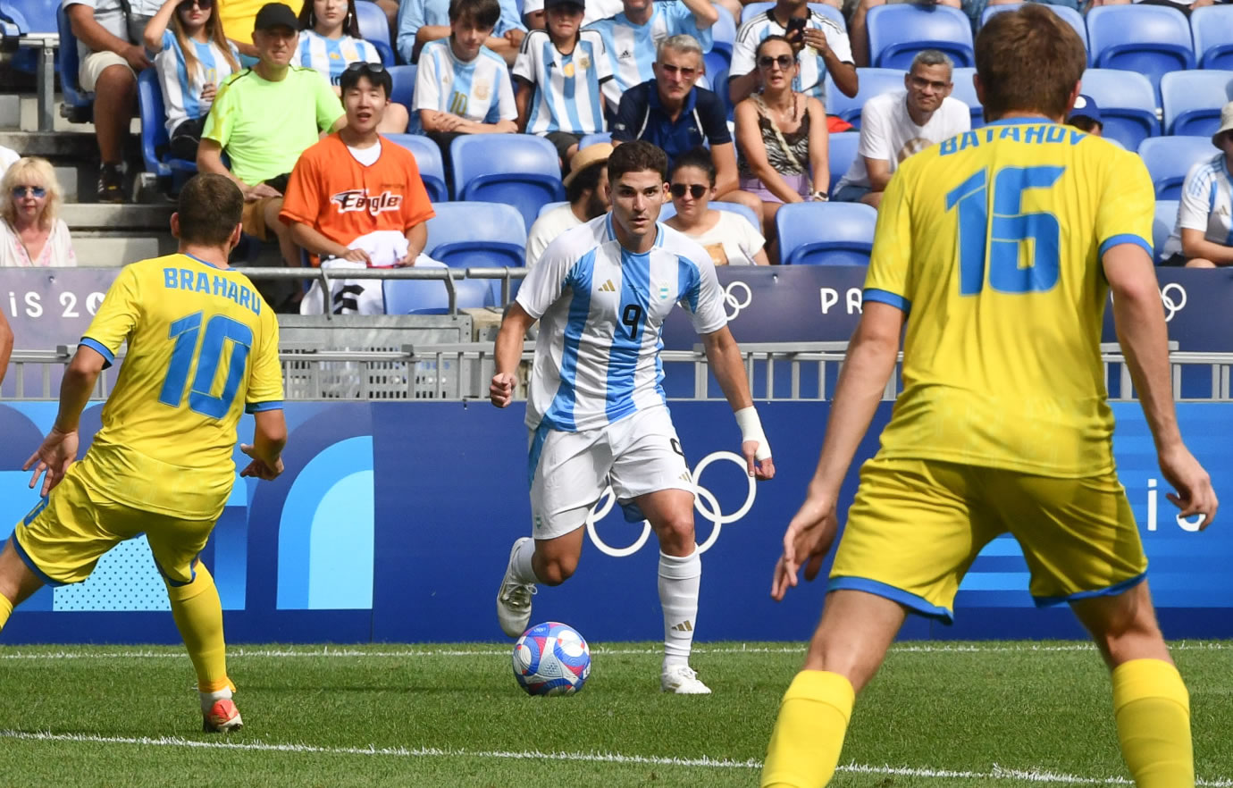 Argentina superó a Ucrania y jugará contra Francia en los cuartos de los Juegos Olímpicos
