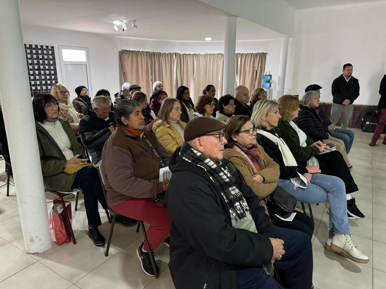 Se realizó un taller de inclusión y protección financiera para adultos mayores en Concordia