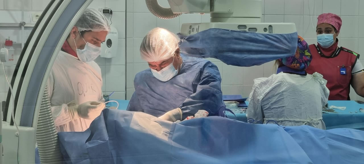 El Hospital Masvernat brindó detalles de la inédita operación de corazón realizada