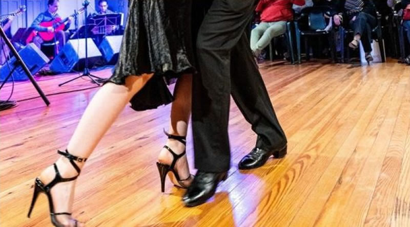 Milonga en “Viejo Portón”
