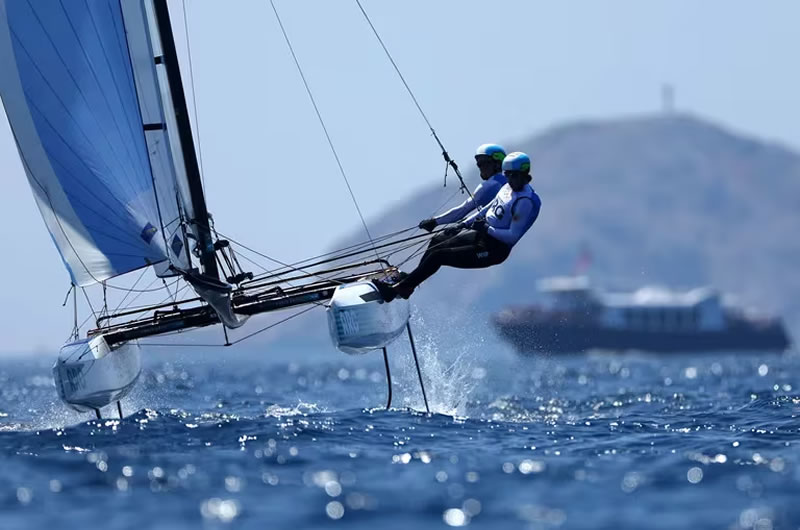 La dupla argentina Majdalani-Bosco terminó segunda en vela y pelearán por una medalla en los Juegos Olímpicos