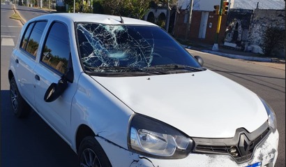 Ciclista fue embestido por un automóvil en Villa Zorraquín