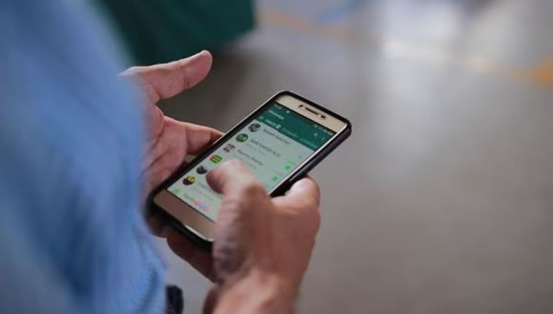 Hackearon el celular a un funcionario municipal y advierten de pedidos de dinero a su nombre