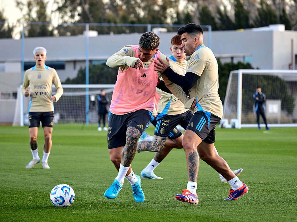 La Selección Argentina tuvo su último entrenamiento antes de enfrentar a Chile por las Eliminatorias