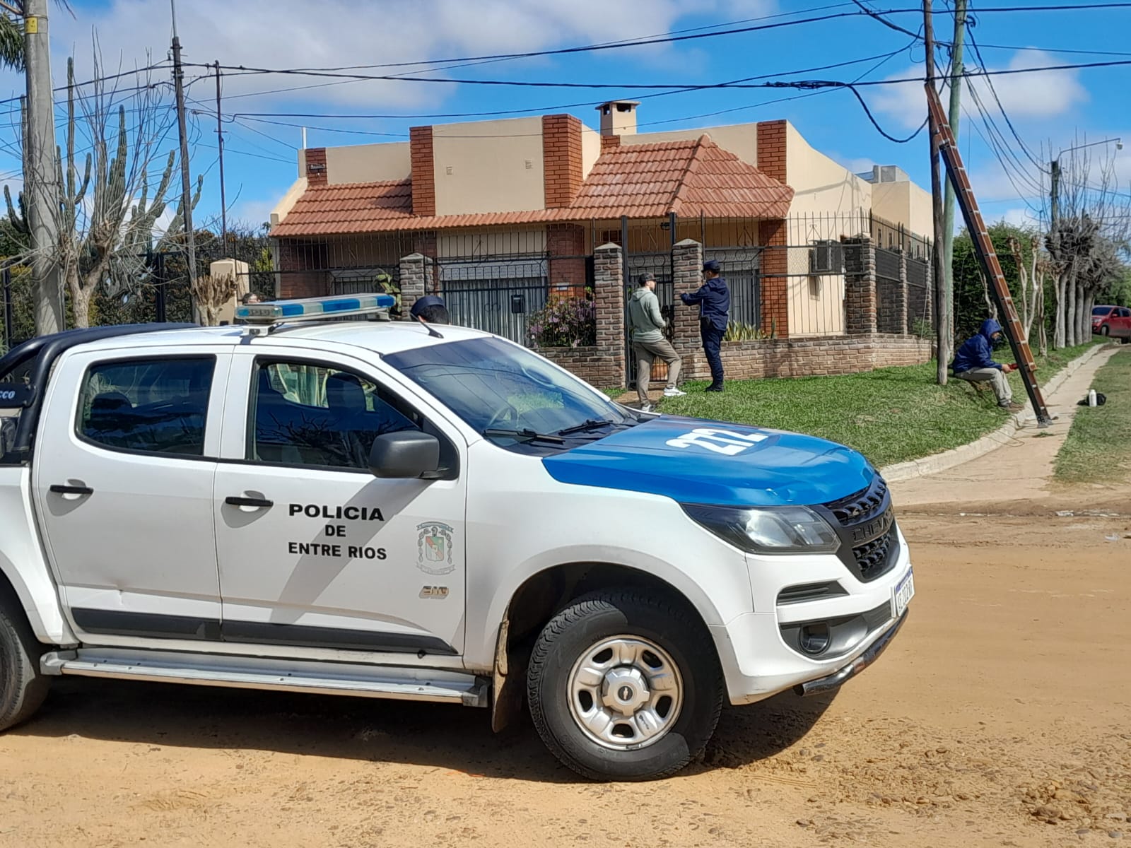 Joven de 18 años se electrocutó mientras trabajaba en tendido de fibra óptica