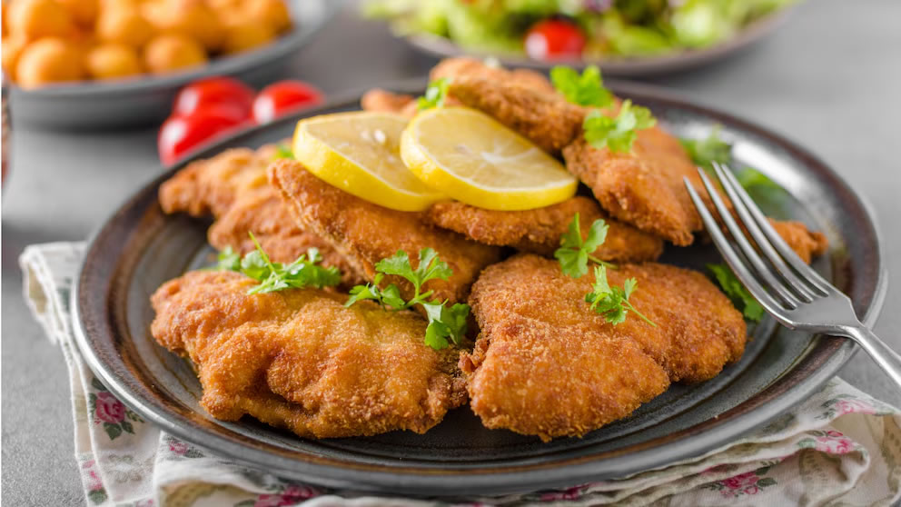 La milanesa napolitana argentina es la mejor carne empanizada del mundo, según un ranking internacional