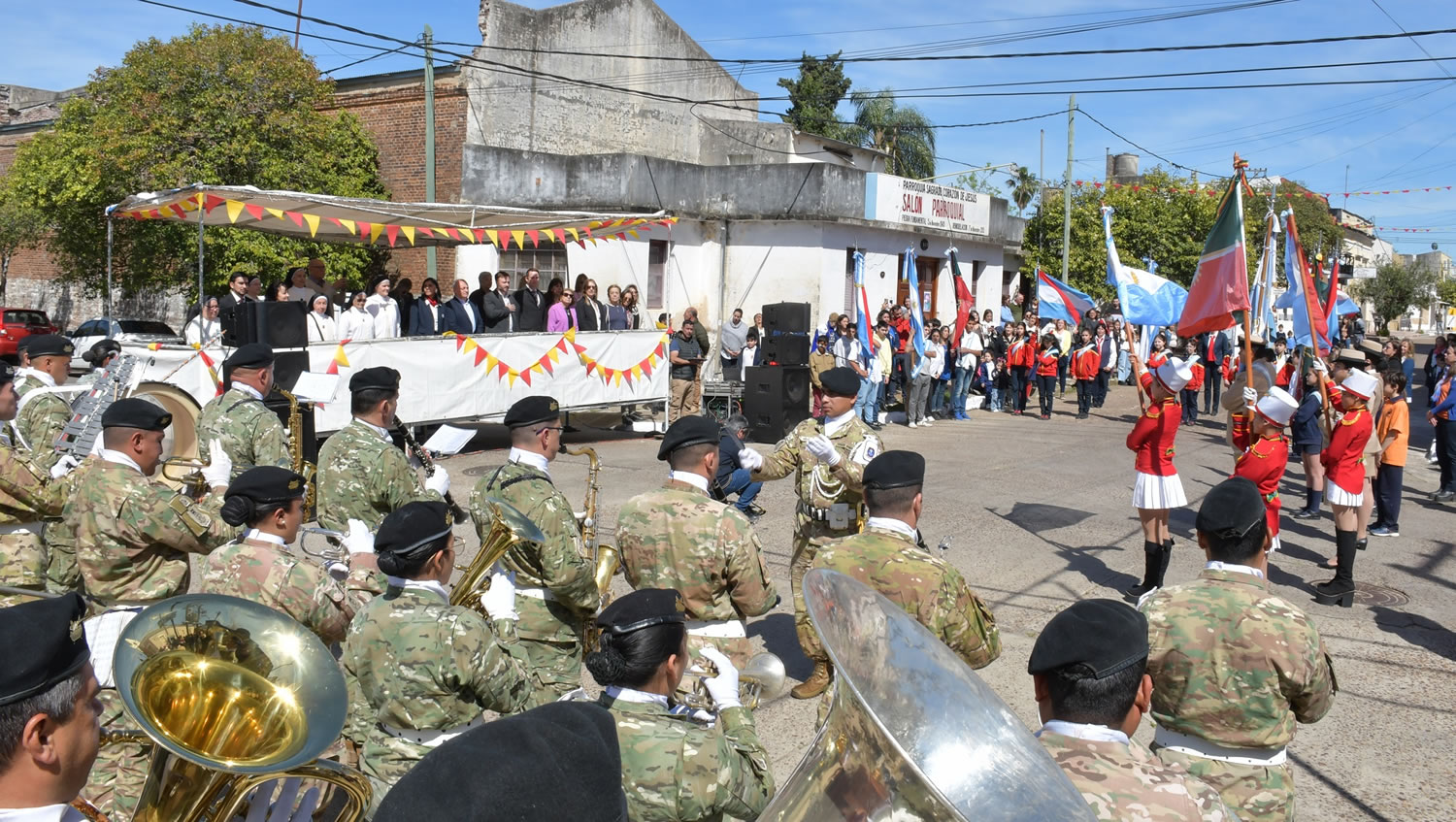 El Intendente Azcué participó de los actos conmemorativos por el centenario de la Escuela Nº 25 “Nuestra Madre de la Merced”