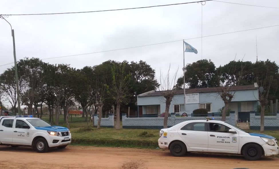 En confuso episodio, apuñalaron al jefe de un destacamento policial