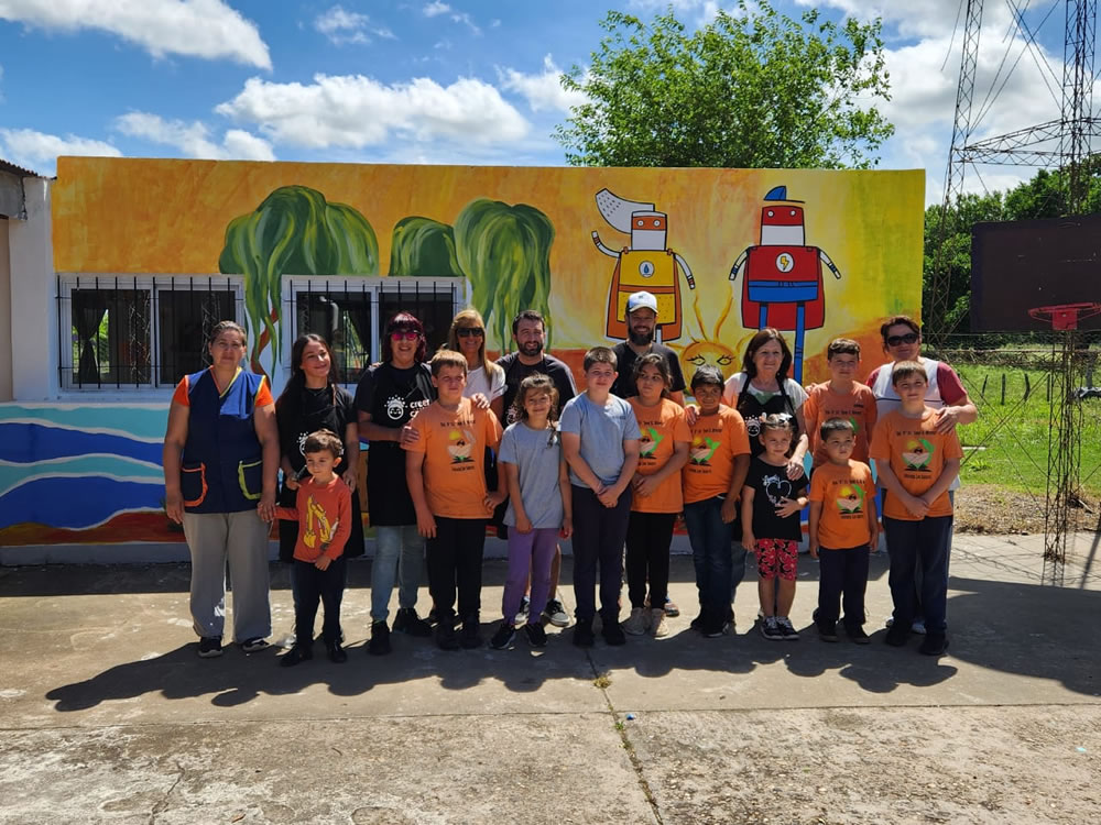 Salto Grande y la ONG “Creer para Crear” realizaron el cierre del programa artístico-social destinado a escuelas rurales de Concordia