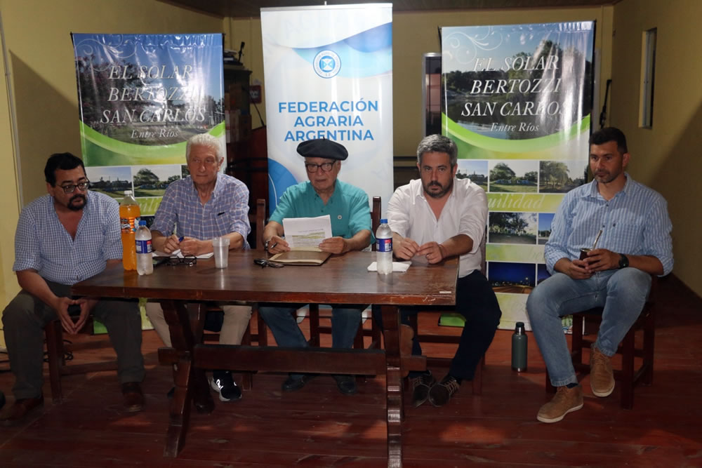 “Controlar al ciervo axis y al jabalí”, la urgencia que congregó a funcionarios y asociaciones civiles