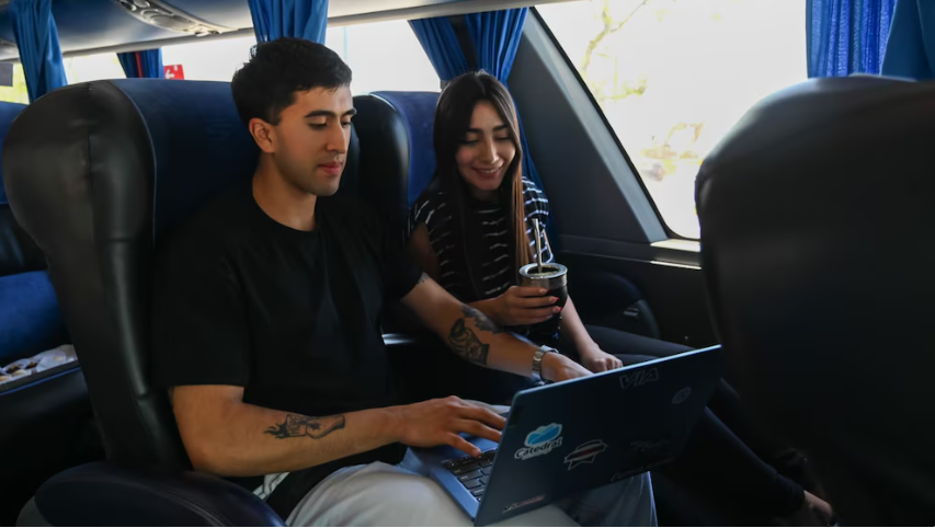 Internet en movimiento: Llega una tecnología que promete conexión total en las rutas argentinas