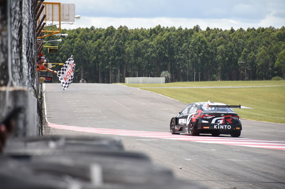 El TC2000 tuvo su Gran Premio Coronación en Concordia