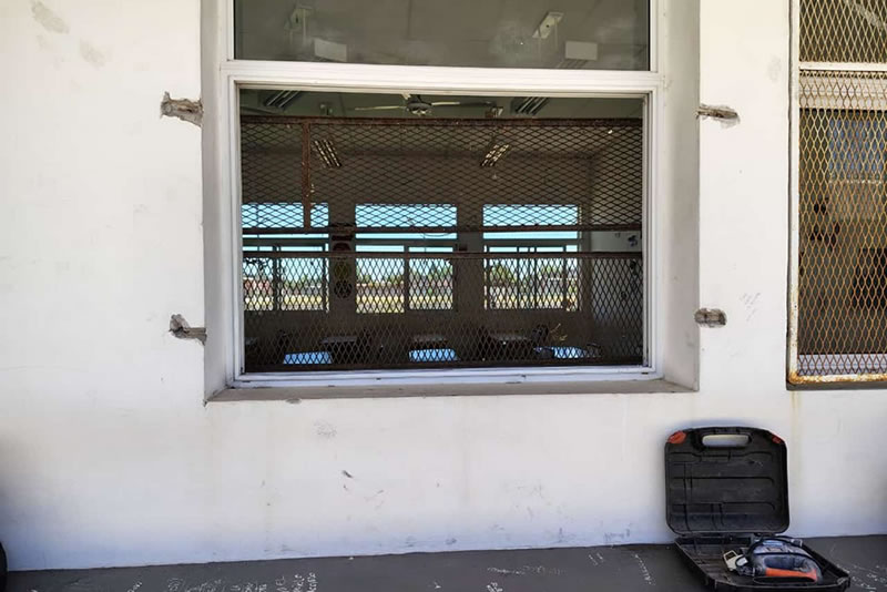 Robaron rejas y ventanas de la escuela que funciona dentro del predio del Club Sarmiento
