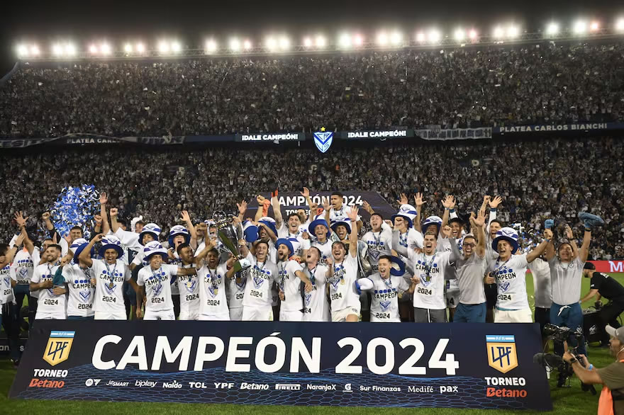 Vélez derrotó a Huracán y se consagró campeón de la Liga Profesional