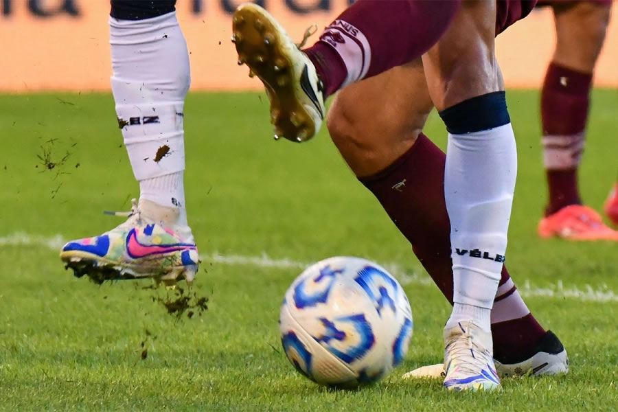 Definieron el formato de competencia en Primera: Se jugarán dos Copas de Liga en 2025