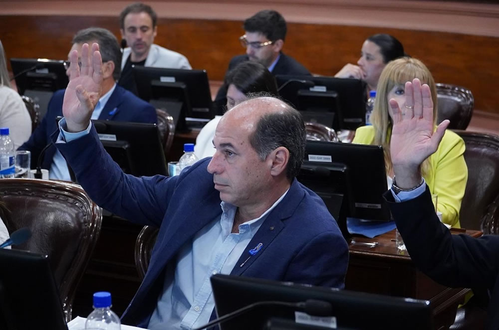 Proponen condonar deuda por impuesto inmobiliario a quienes donen inmuebles a comunas y municipios