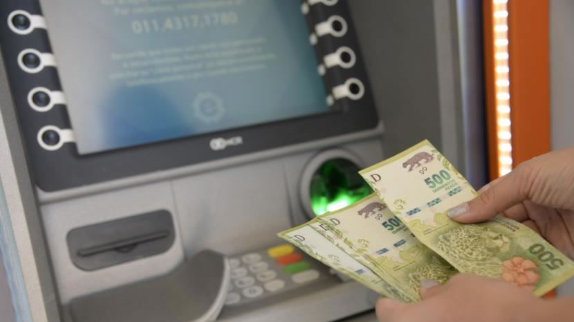 Informan sobre la disponibilidad de saldos de tarjetas sociales en enero