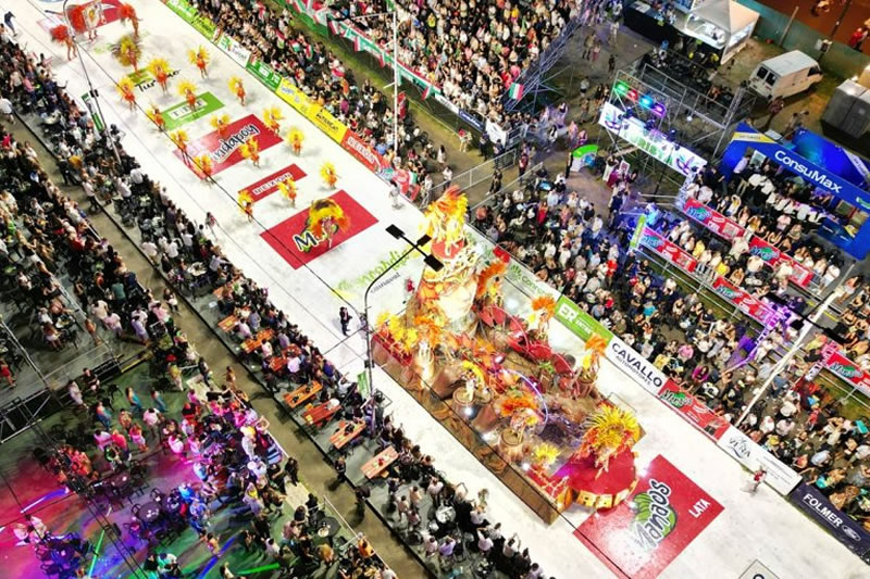 La comparsa Ráfaga denunció un ataque discriminador en redes hacia uno de sus integrantes