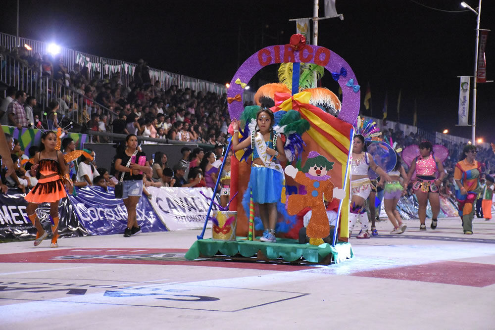 El Carnaval de los Pequeños Duendes tuvo su primer desfile