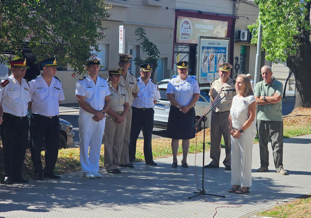 Reta de Urquiza: «La Constitución es nuestra bandera de libertad, orden y progreso en democracia».