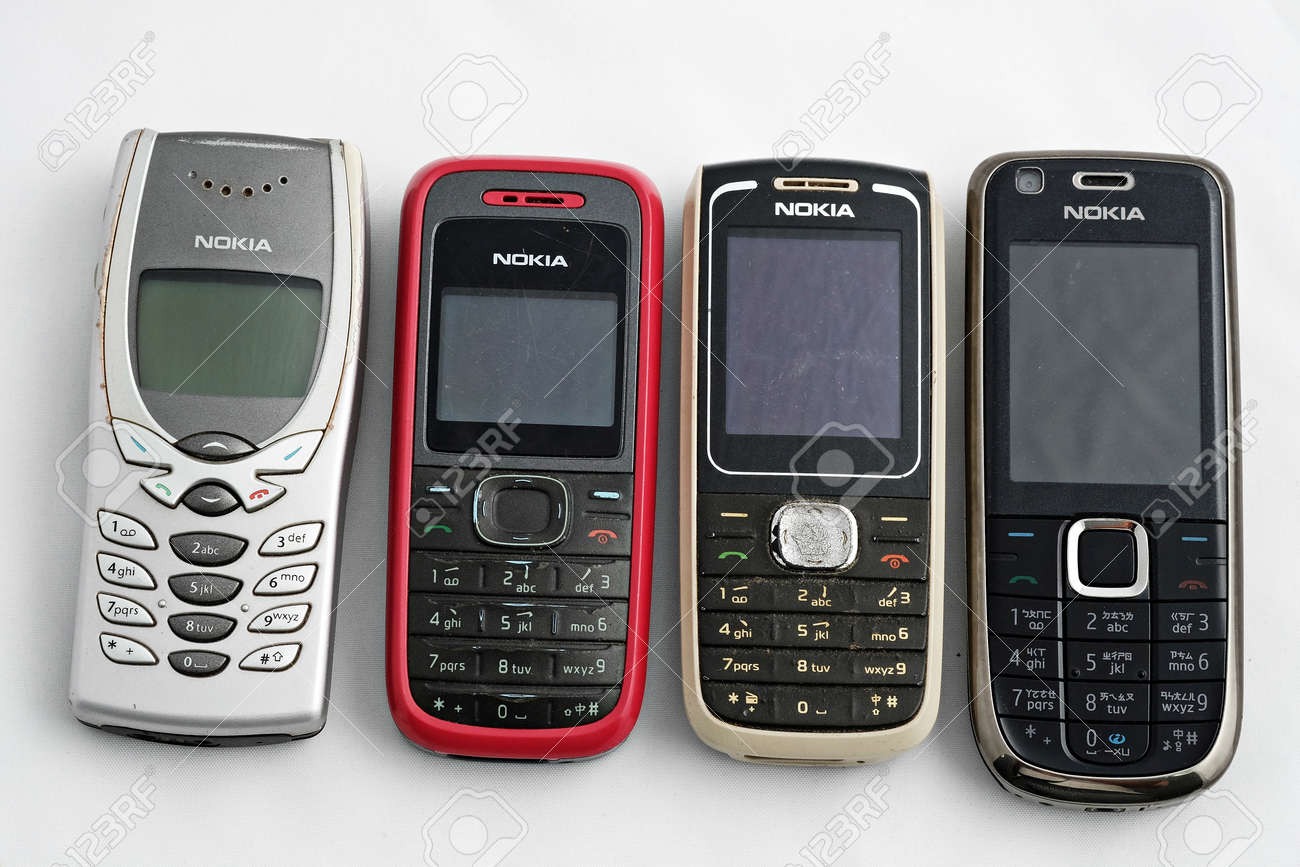 A buscar en los cajones: Pagan casi $200.000 por estos celulares en desuso