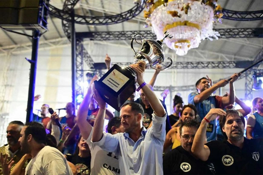 Desestimaron la queja de Ará Yeví y confirmaron a Papelitos como la ganadora del Carnaval de Gualeguaychú