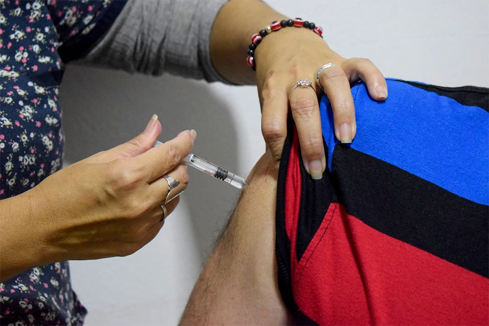 Vacunación antigripal en Entre Ríos: Inicia este lunes para mayores de 65 años