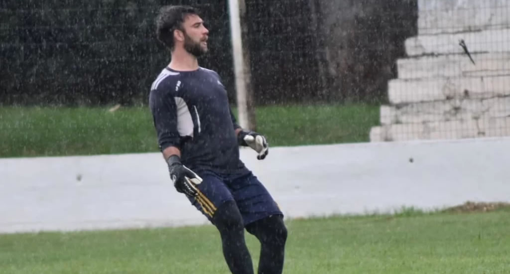 Valentín Principi es el nuevo arquero de Libertad