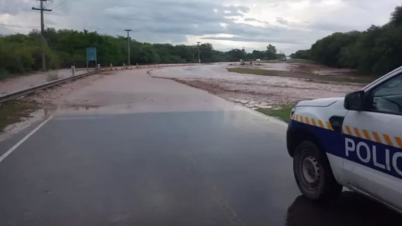 Salta: Un alud arrasó con viviendas y parte de la Ruta Nacional 51