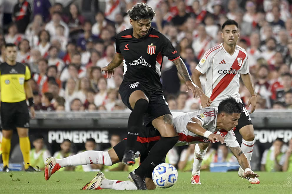 Así quedaron las tablas de posiciones del Torneo Apertura 2025 tras la derrota de River Plate ante Estudiantes de La Plata