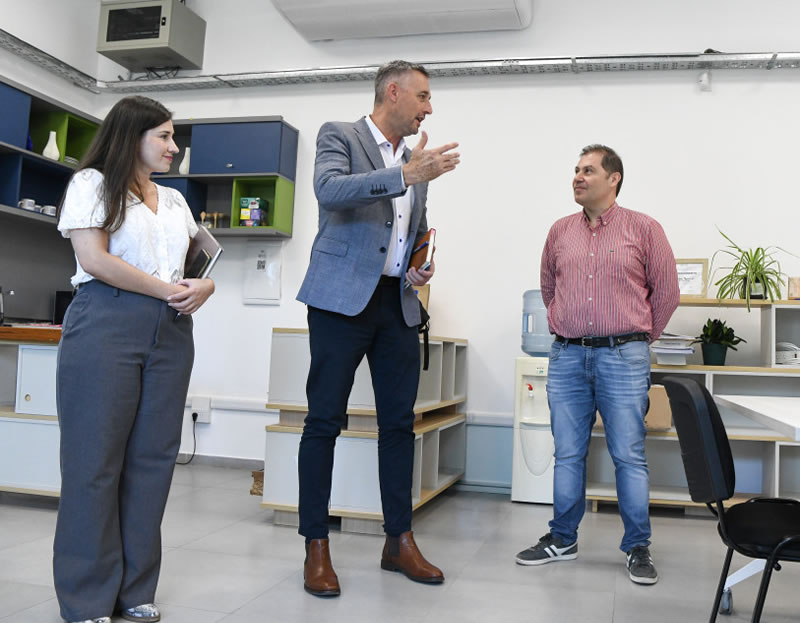 Hein mantuvo una reunión de trabajo sobre salud mental con autoridades de la UNER