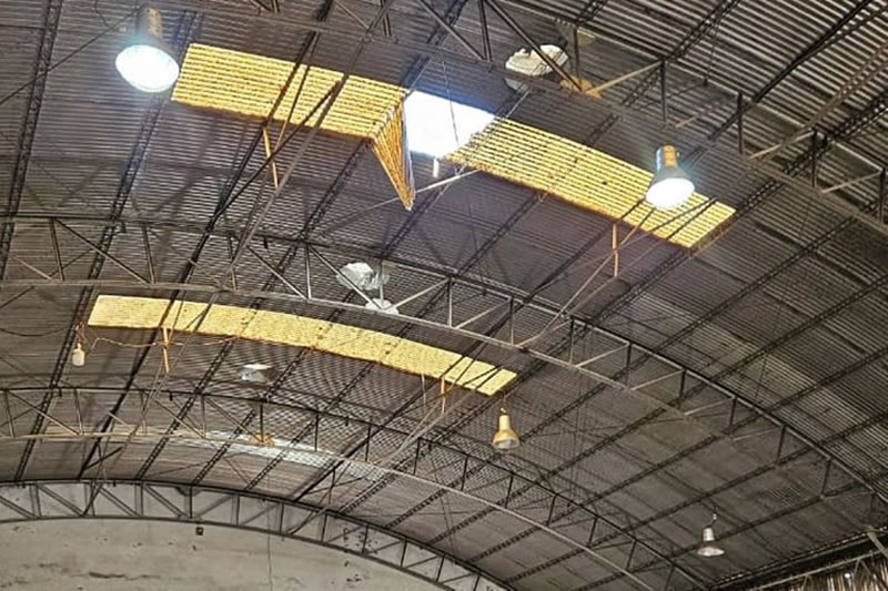 Un joven falleció tras caer desde nueve metros de altura del techo de un galpón