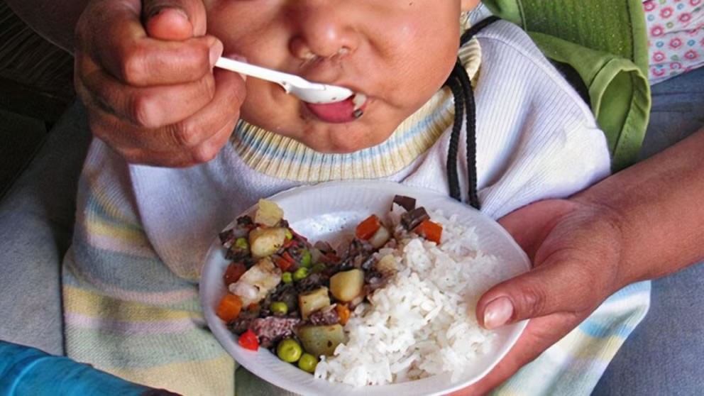 Cuatro millones de chicos no tienen garantizada su comida diaria y un dato suma preocupación