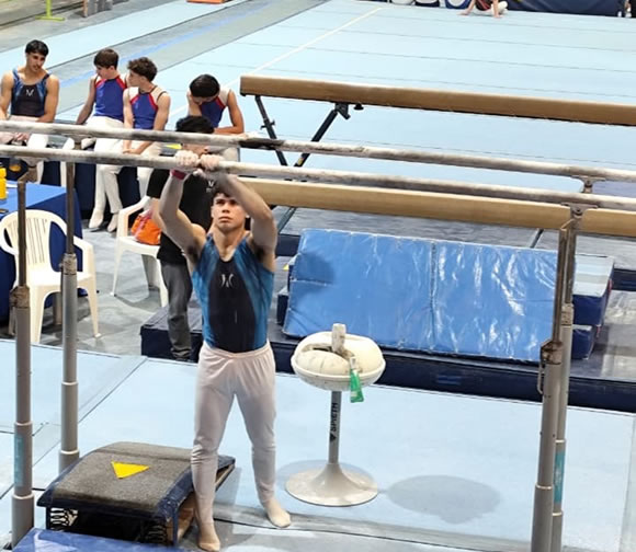 “Cada ayuda significa muchísimo”: Gimnastas locales clasificados al Nacional lanzan rifa solidaria