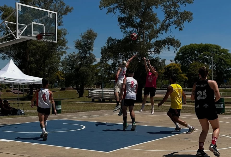 Redes Argentinas anuncia la construcción de una nueva cancha de básquet 5×5 en el Campo de Deportes de la Costanera