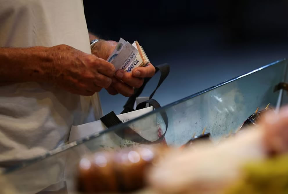En 2025 bajó la desigualdad, aunque aún hay una brecha amplia entre la población de mayores y de menores ingresos