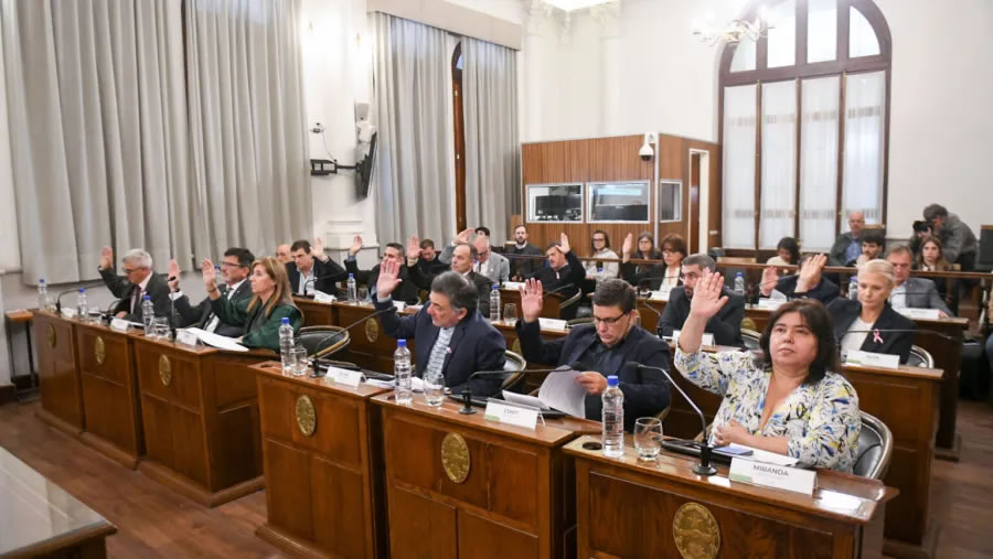 El Senado aprobó la nómina de 18 conjueces del Superior Tribunal de Justicia que propuso Frigerio