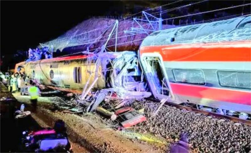 Al menos 39 muertos y más de 150 heridos en un choque de trenes en el sur de España