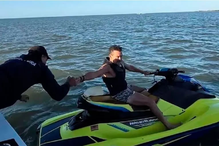 “El objetivo era pasar la noche y volver a mis hijos”, reveló argentino rescatado en el mar de Punta del Este