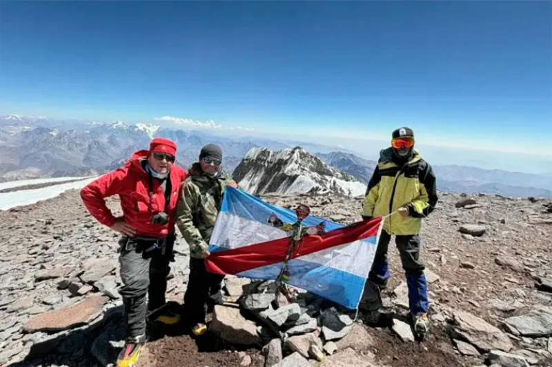 Entrerriano veterano de Malvinas hizo cumbre en el Aconcagua junto a excombatientes británicos
