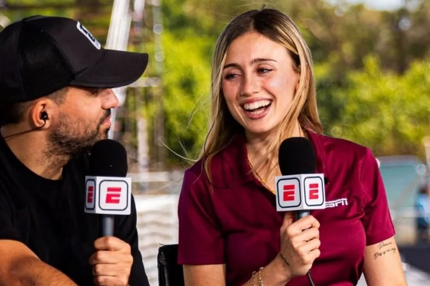 Morena Beltrán, la primera mujer en comentar el fútbol argentino en casi una década