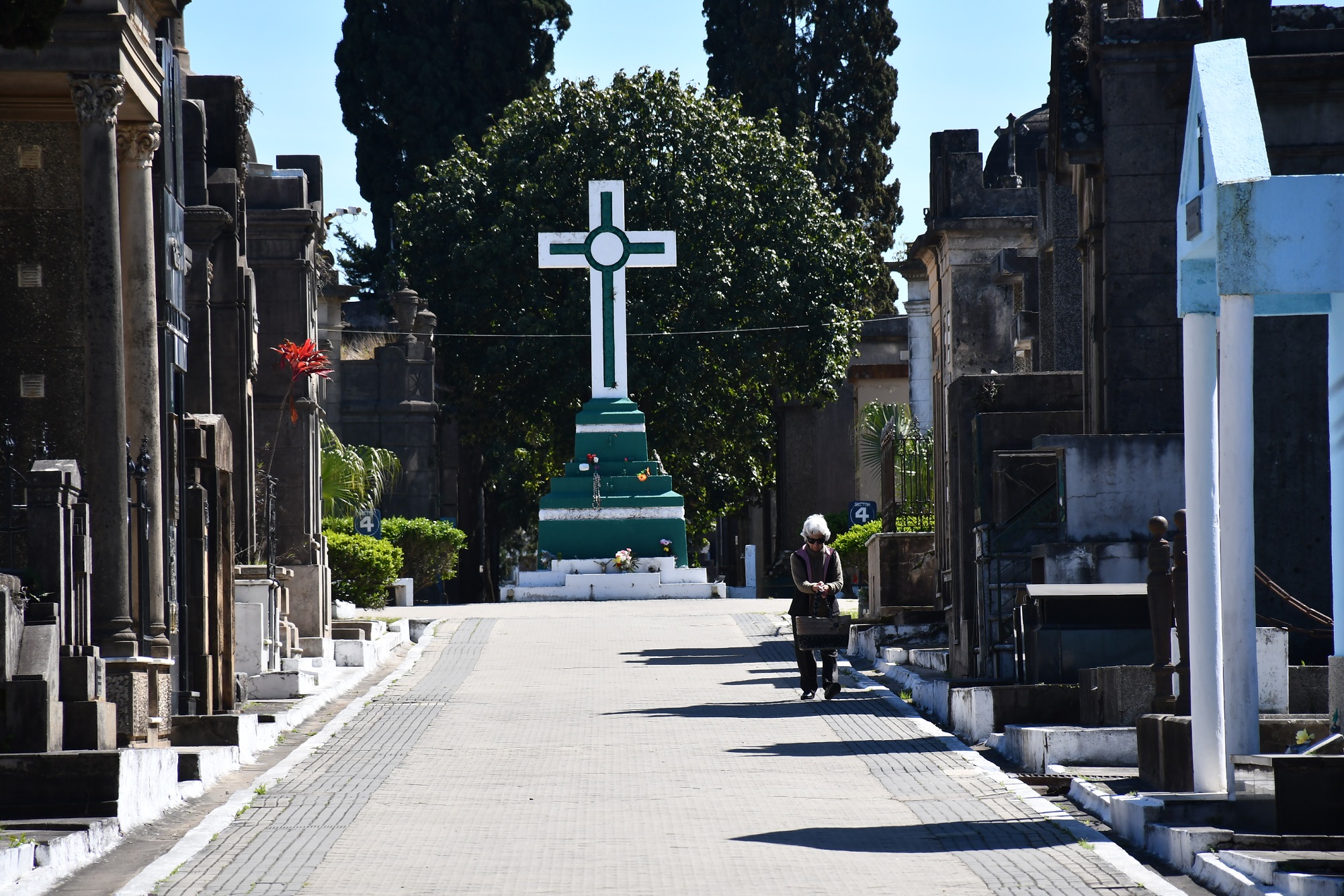 Citación a vecinos desde el Cementerio Nuevo