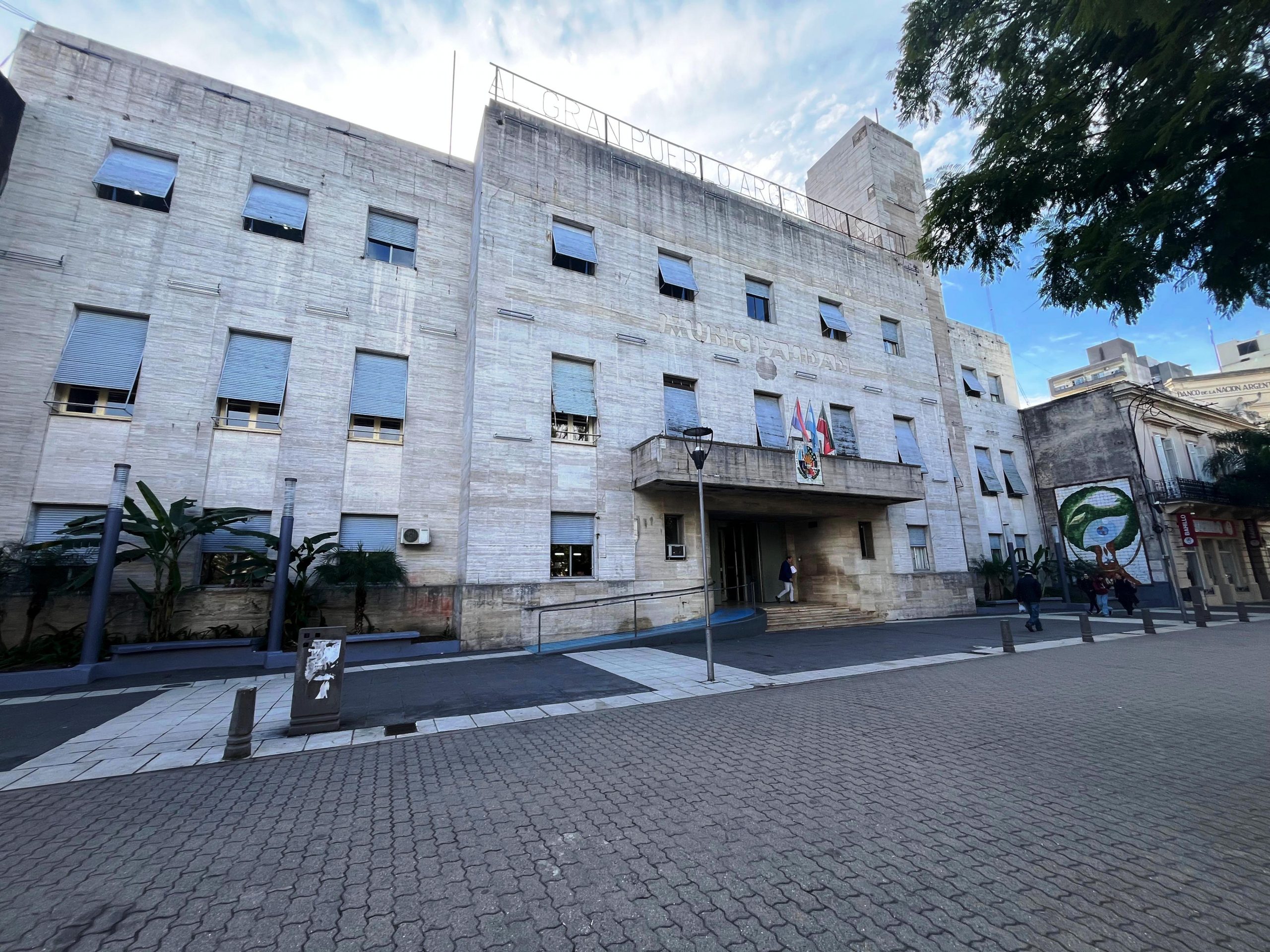 El Municipio monitorea desde el inicio la situación vinculada a la empresa Egger y refuerza las acciones de control