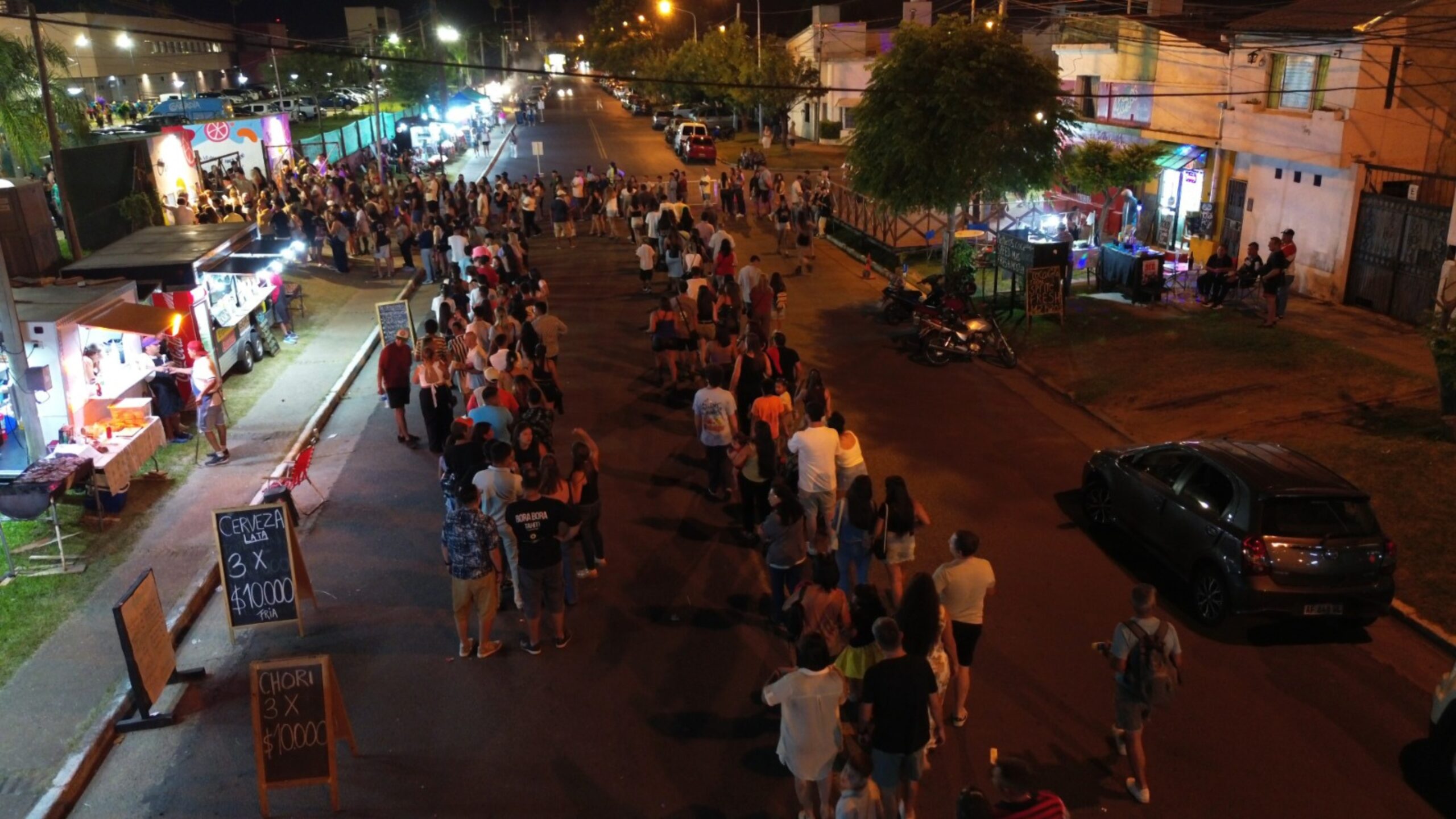 Por qué hubo demoras en el ingreso al Carnaval y qué cambiará en las próximas noches, según el director del Ente