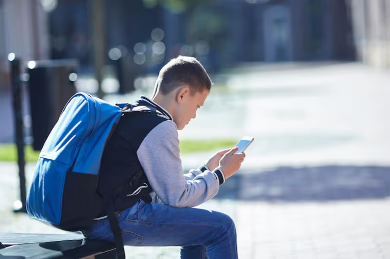 España quiere prohibir las redes sociales a los menores de 16 años